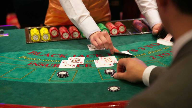 Lợi ích của việc đếm bài trong blackjack